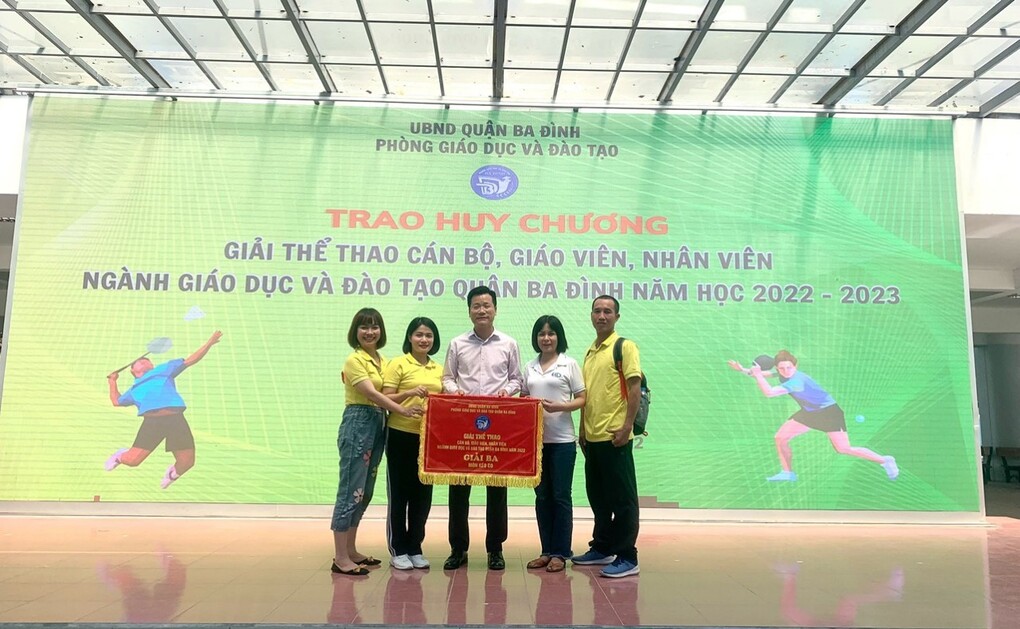 Giáo viên trường TH Hoàng Diệu giành giải cao trong ngày hội thể thao của cán bộ, giáo viên, nhân viên ngành GD&ĐT quận Ba Đình năm học 2022-2023