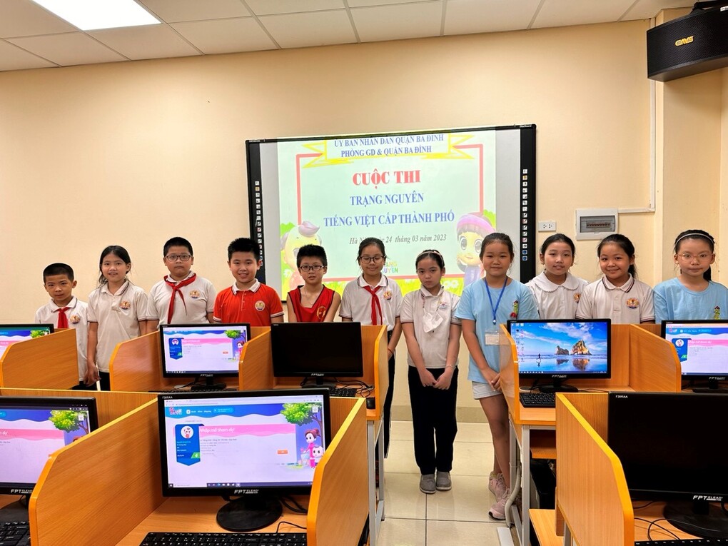 Học sinh khối 4 trường Tiểu học Hoàng Diệu tham gia sân chơi Trạng nguyên Tiếng Việt kỳ thi Hội – cấp Thành phố.