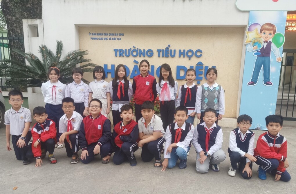 Học sinh Khối 4 trường Tiểu học Hoàng Diệu quận Ba Đình thành phố Hà Nội chuẩn bị tham dự cuộc thi “Trạng nguyên Tiếng Việt” vòng thi Hội - cấp Thành phố năm học 2023- 2024